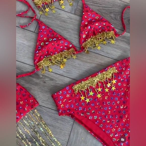 Red lime blonde two piece set 🔥 - Picture 2 of 2